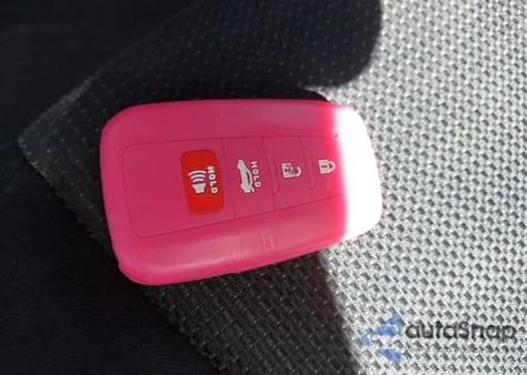 2018 Toyota Rav4 Xle from USA, damaged, VIN 2T3WFREV2JW458279